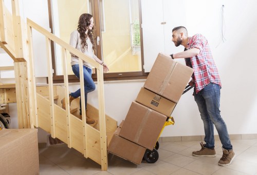 Choosing the right moving truck size for a move in Brent